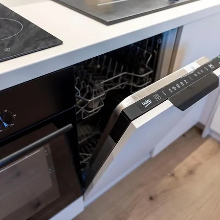 Alure Residences 9 & 24h Self Check-in, Private Parking In Front Of The Building Included, New Building, Terrace, The Building Has Its Own Park With A And Outdoor Fitness, Children's Playground, Center Apartment *